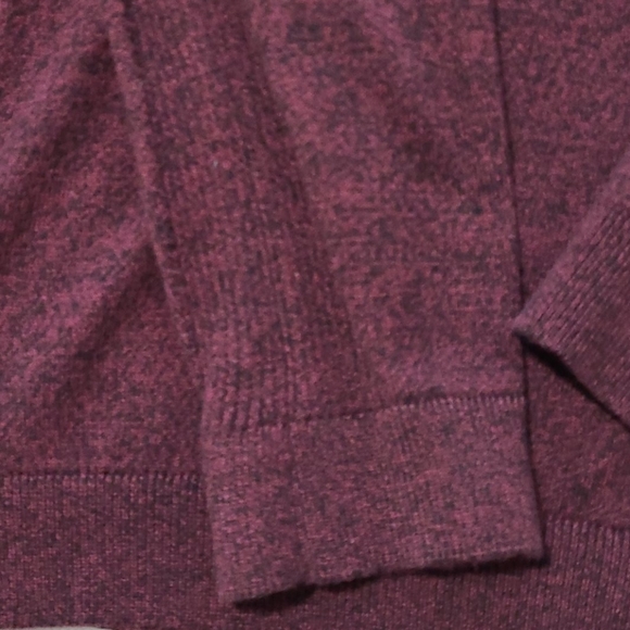 Men's Cashmere Crew Neck Sweater - Picture 7 of 7